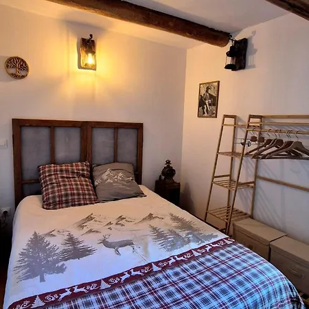 Appartement Le Meleze Chez Kama Laya Méolans